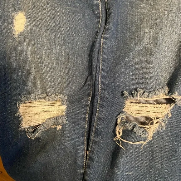 👖INC International Concept Boyfriend Distressed Jeans 2 - Picture 5 of 7